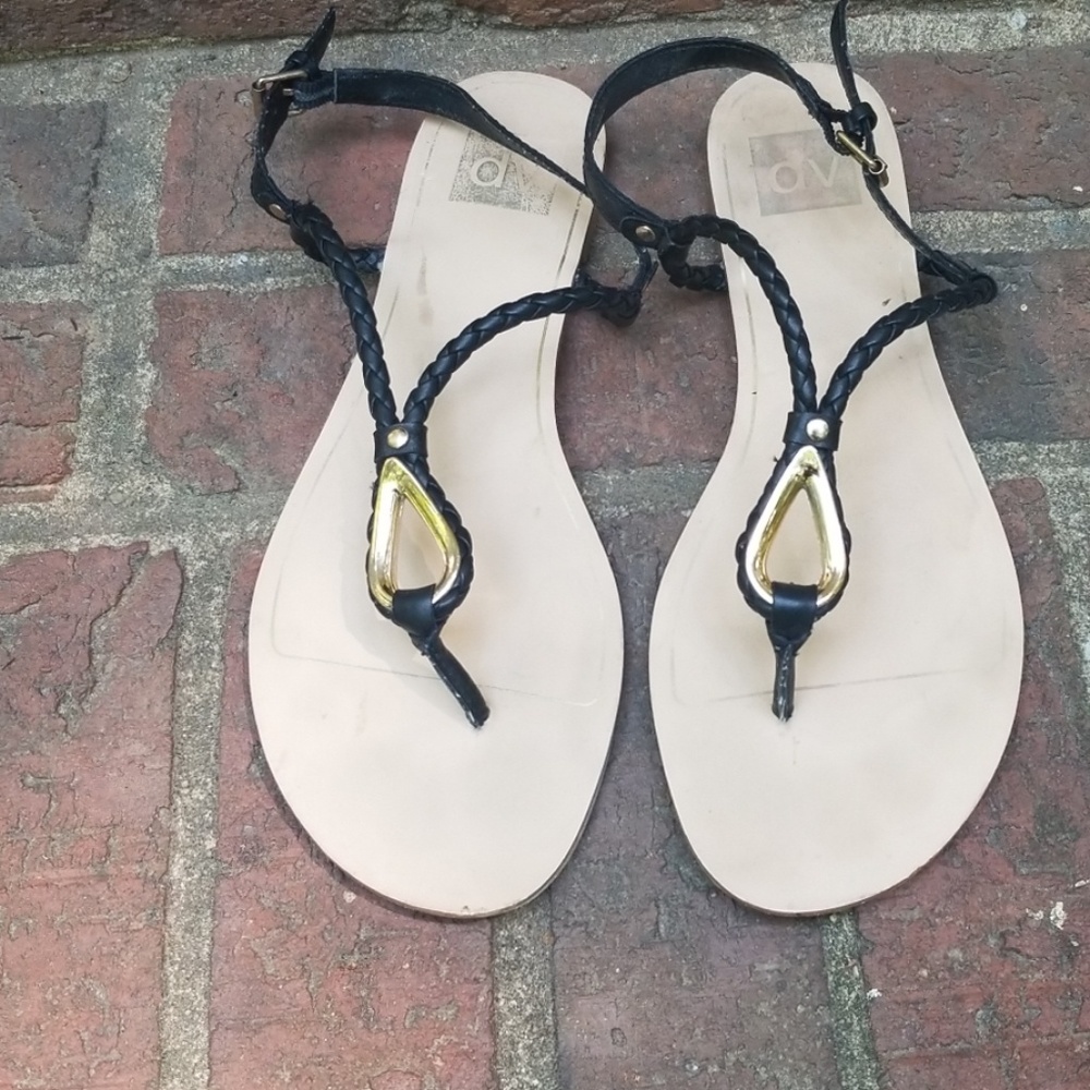 DV Black Thong Buckle Sandals size 9.5